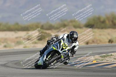 media/Oct-04-2025-CVMA (Sat) [[408bcdd6e4]]/Race 13-Amateur Supersport Open/